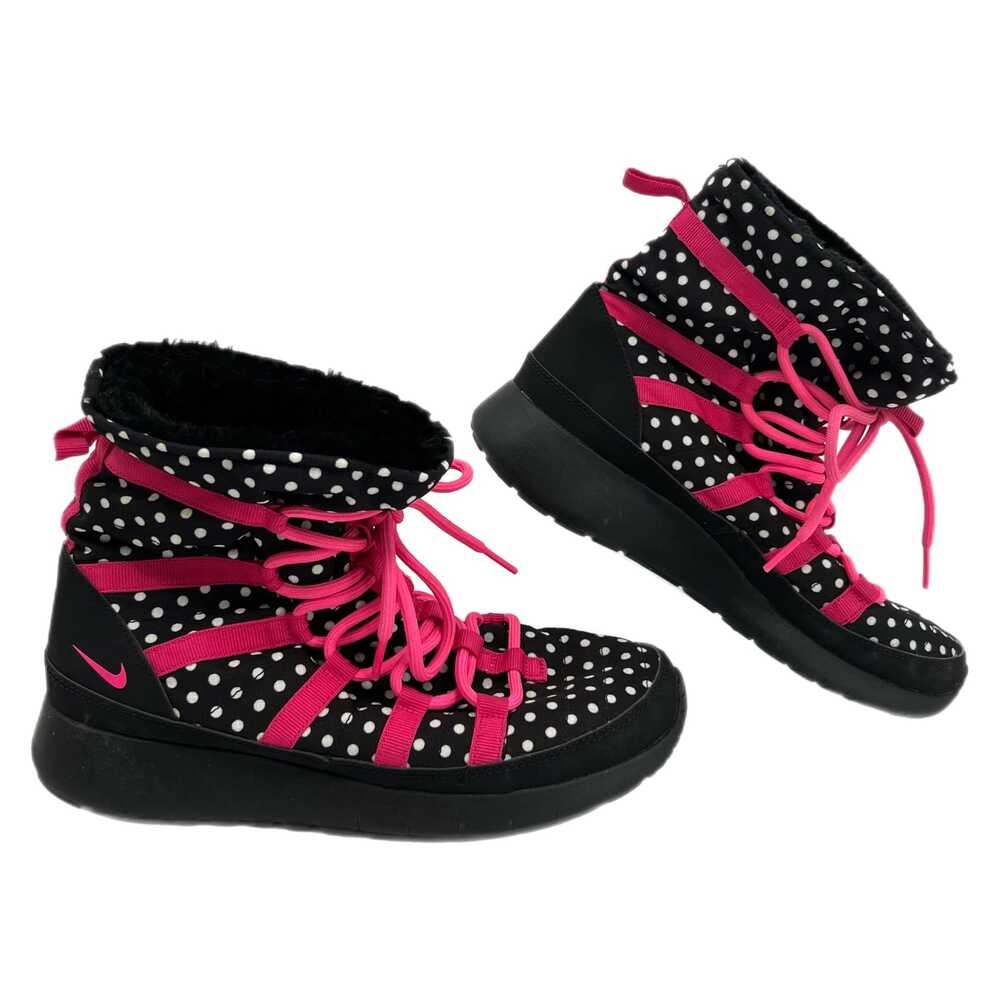 Nike Black Polka Dot Roshe Hi Boot Sneakers | Size 6.5